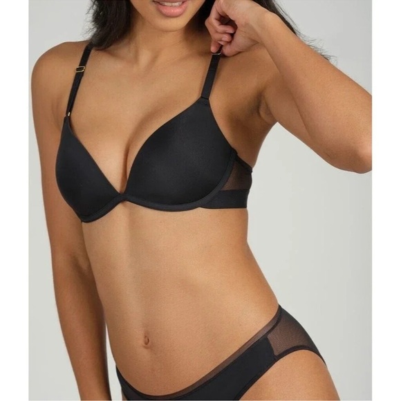 Lively Deep V No-Wire Push-up Bra - Picture 1 of 7